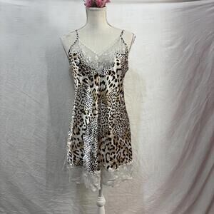 Leopard print & lace satin lingerie gown sz small